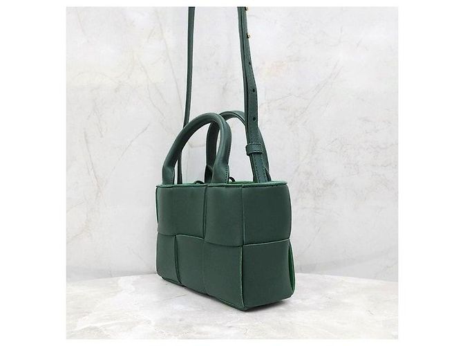 Bottega Veneta Borsa a spalla Arco Mini Tote Green Candy - vista 2