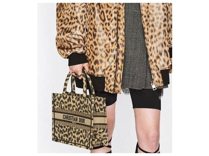 Dior Leopard Small Book Tote Bag - Ansicht 9