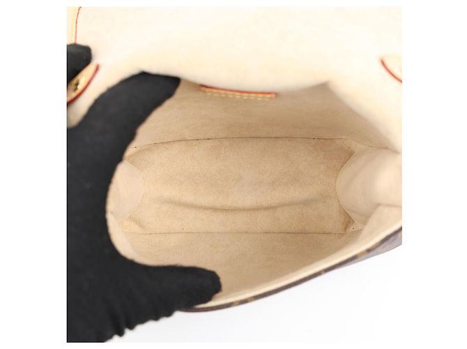 Louis Vuitton Soumierre Tote Shoulder Bag aus Monogram Canvas - Ansicht 9