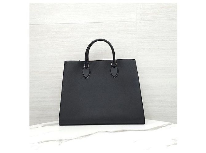 Louis Vuitton Lockme Tote MM Shoulder Bag - view 3