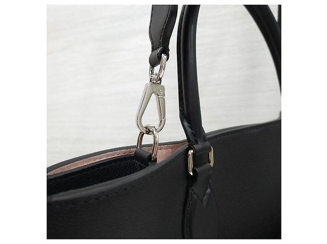 Louis Vuitton Lockme Tote MM Shoulder Bag - view 5