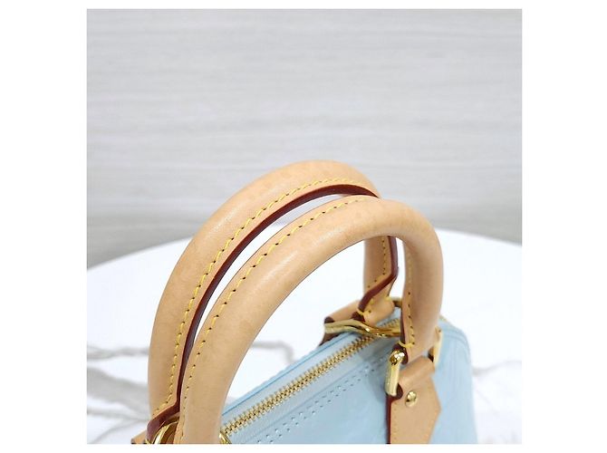 Louis Vuitton Borsa a tracolla Remix Monogram Vernis Alma BB Sky - vista 14