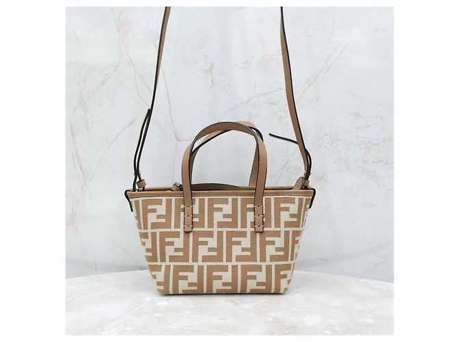 Fendi FF Mini Roll Bag aus Jacquard - Ansicht 10