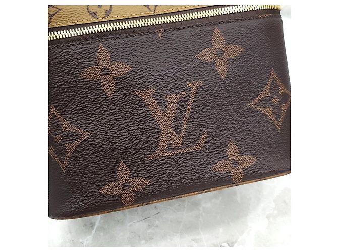 Louis Vuitton Necessaire Nise BB - vista 14