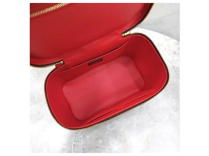 Louis Vuitton Necessaire Nise BB - vista 8
