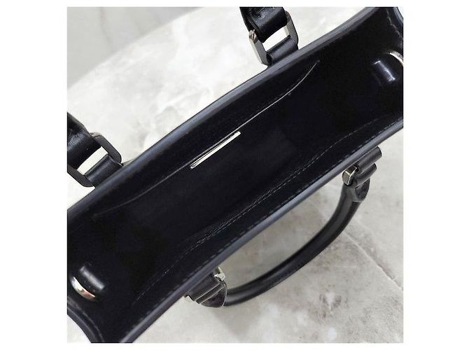 Prada Leder-Tote Bag mit geprägtem Dreieckslogo - Ansicht 7