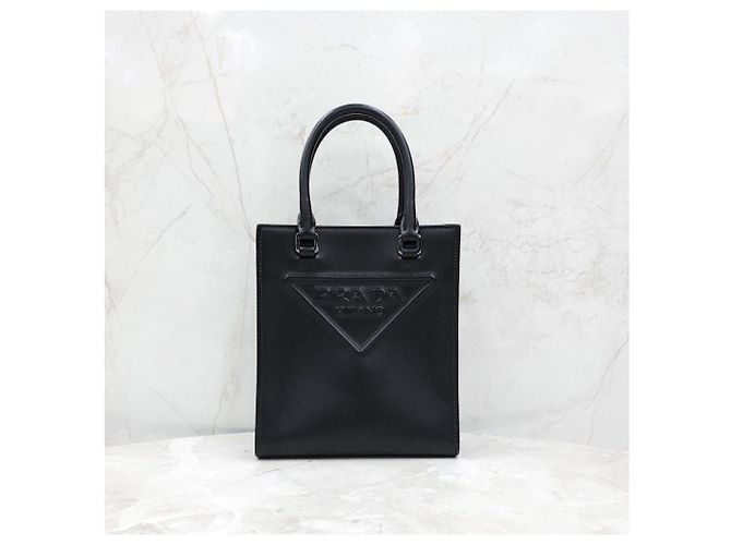 Prada Leder-Tote Bag mit geprägtem Dreieckslogo - Ansicht 8
