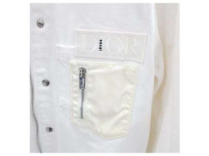Dior Limitierte Edition weiße Denimjacke mit Tasche - Ansicht 3