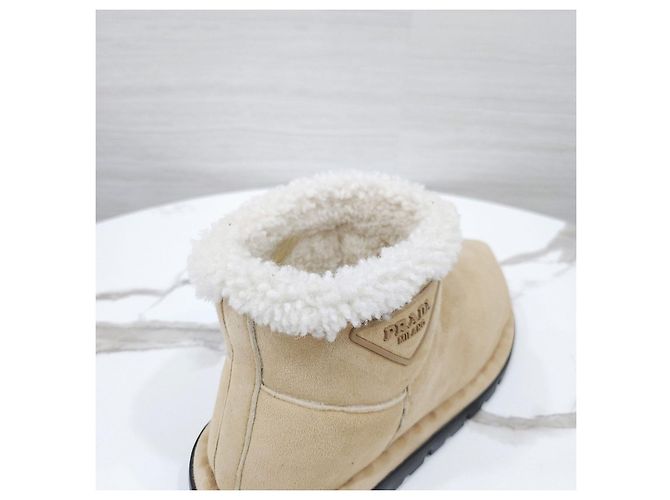 Prada Stivaletti UGG in camoscio e shearling - vista 13