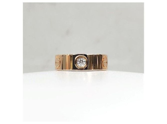 Cartier Anello Diamond Classic Love Band Ring Pink Gold - vista 3