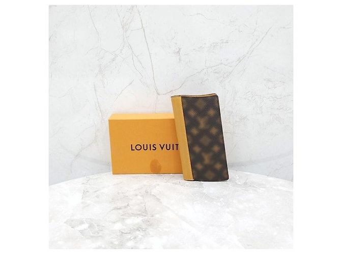 Louis Vuitton Monogram Brazza Long Wallet - view 10