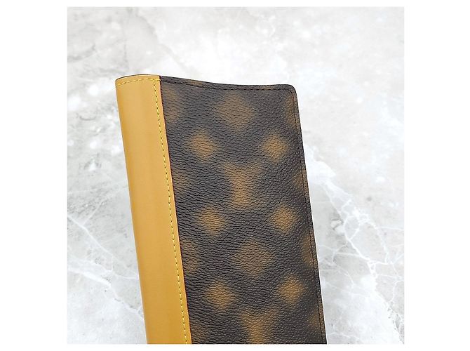 Louis Vuitton Monogram Brazza Long Wallet - view 15