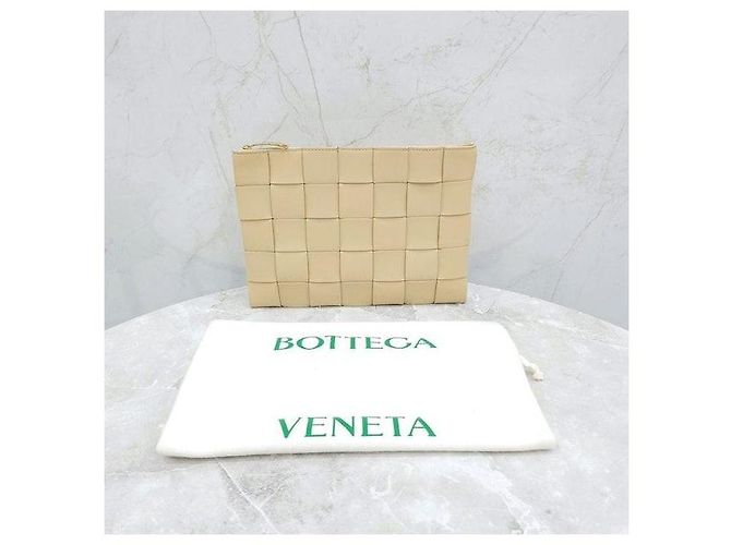 Bottega Veneta Clutch in pelle Intrecciato Medium - view 8
