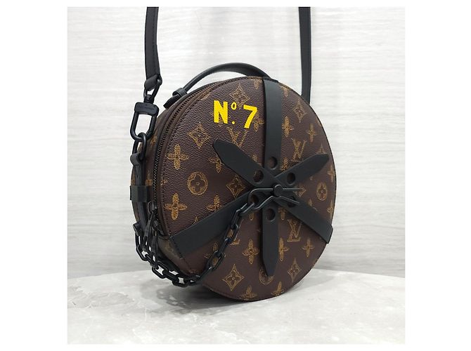 Louis Vuitton Borsa Crossbody Monogram Wheel Box Edizione Limitata - vista 14