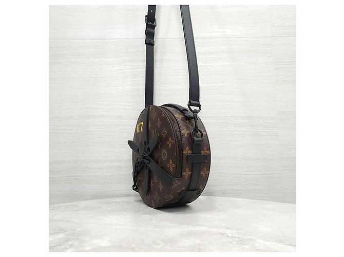 Louis Vuitton Borsa Crossbody Monogram Wheel Box Edizione Limitata - vista 2