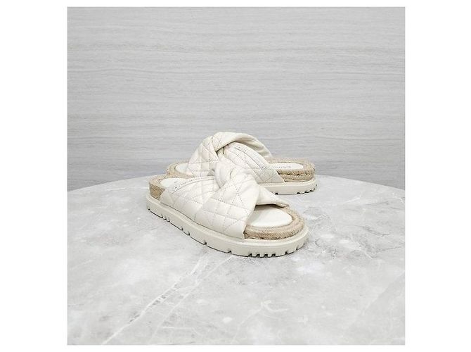 Dior Twist Cannage Mule Slide Lammleder-Slipper - Ansicht 4