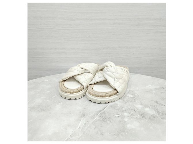 Dior Twist Cannage Mule Slide Lammleder-Slipper - Ansicht 9
