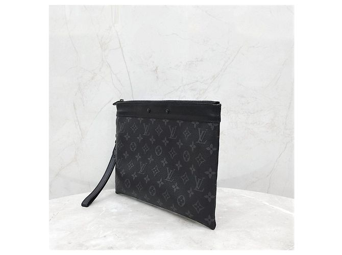 Louis Vuitton Clutch Eclipse Monogram Pochette To Go - vista 10