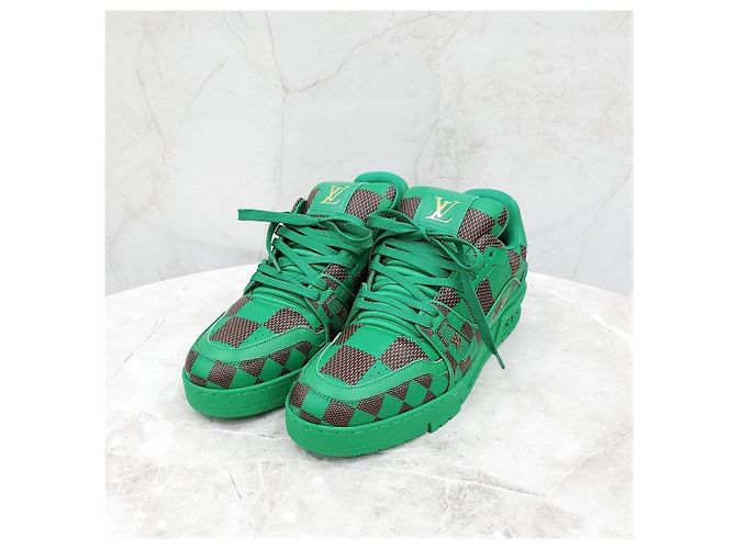 Louis Vuitton Sneakers Pharrell LV Trainer Damier Pop Collection - vista 9