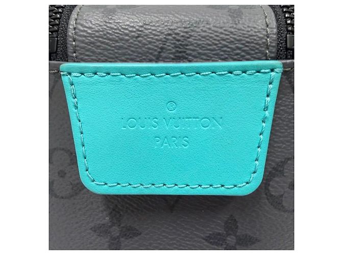 Louis Vuitton Kit Damier Eclipse Nero - vista 4