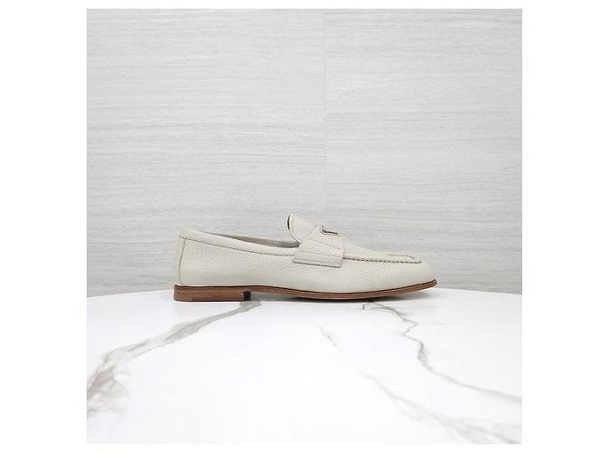 Prada Mocassino in pelle logo Triangle Chalk White - vista 4