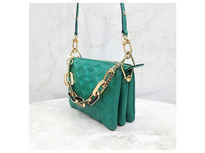 Louis Vuitton Borsa a tracolla Green Coussin BB Chain - vista 11
