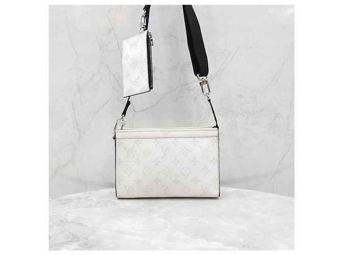 Louis Vuitton Borsa crossbody portafoglio indossabile - vista 10