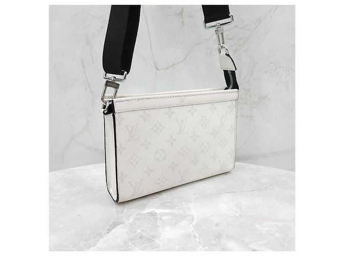 Louis Vuitton Borsa crossbody portafoglio indossabile - vista 13
