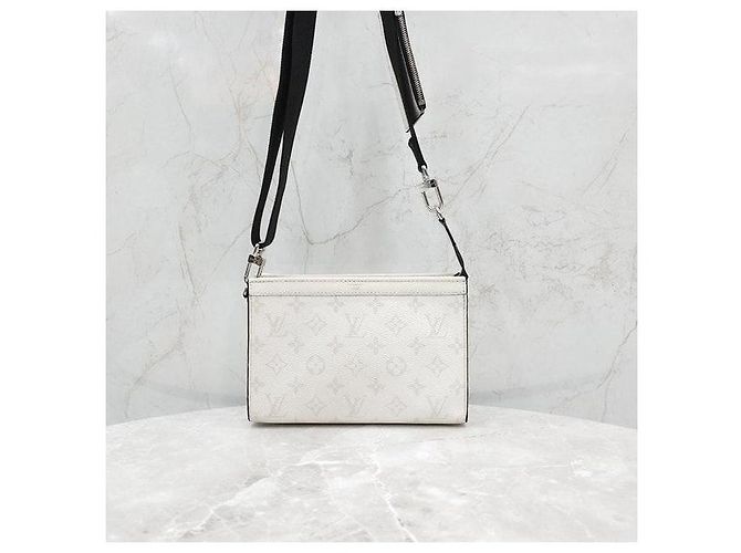 Louis Vuitton Borsa crossbody portafoglio indossabile - vista 2
