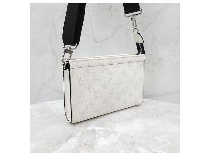 Louis Vuitton Borsa crossbody portafoglio indossabile - vista 4