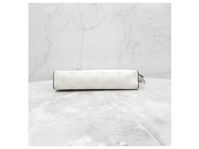 Louis Vuitton Borsa crossbody portafoglio indossabile - vista 6