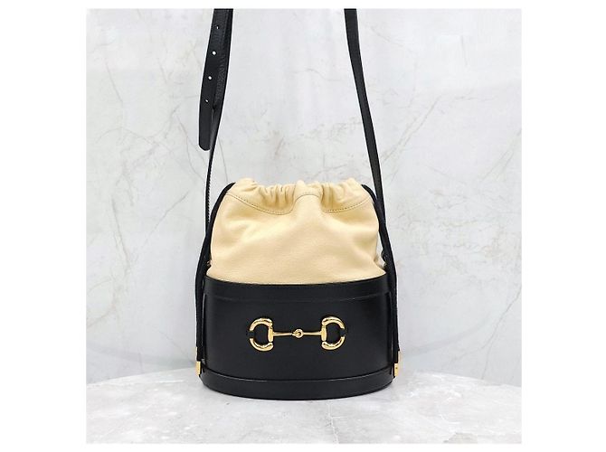 Gucci Borsa a secchiello in pelle nera Horsebit - vista 9