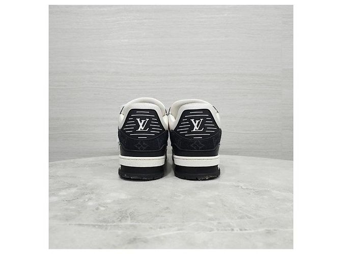 Louis Vuitton Baskets Orca Trainer - vue 3