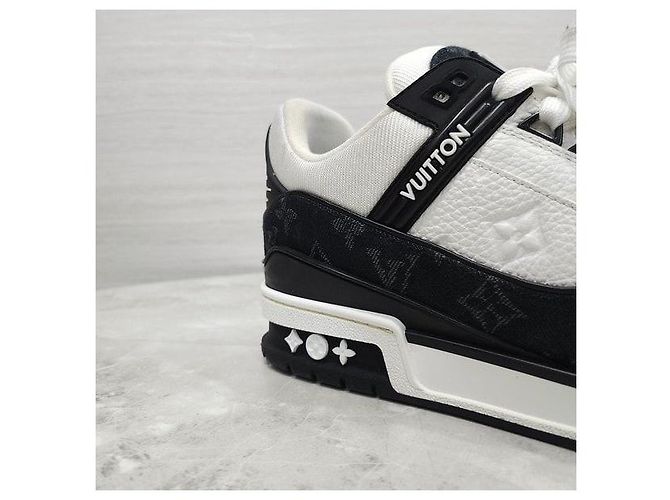 Louis Vuitton Baskets Orca Trainer - vue 8