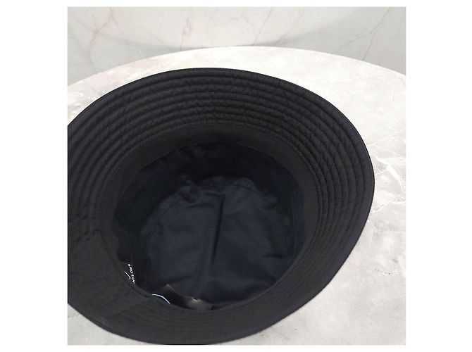 Prada Cappello bucket in nylon con logo Triangle - vista 14