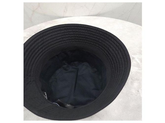 Prada Cappello bucket in nylon con logo Triangle - vista 5