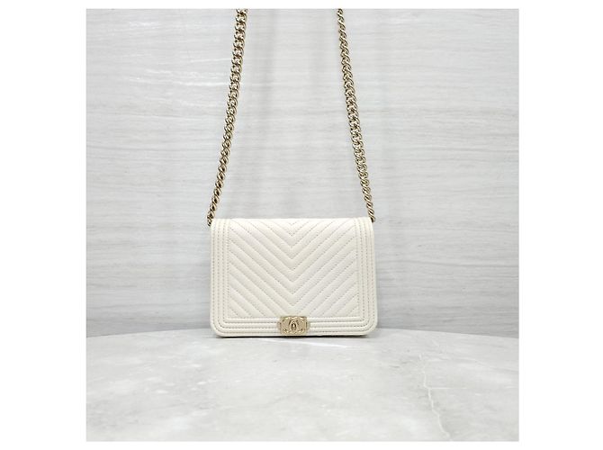 Chanel Borsa a tracolla Boy Chevron WOC con catena Caviar - vista 11
