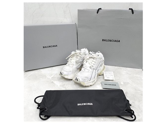 Balenciaga Weiße Runner Sneaker - Ansicht 12