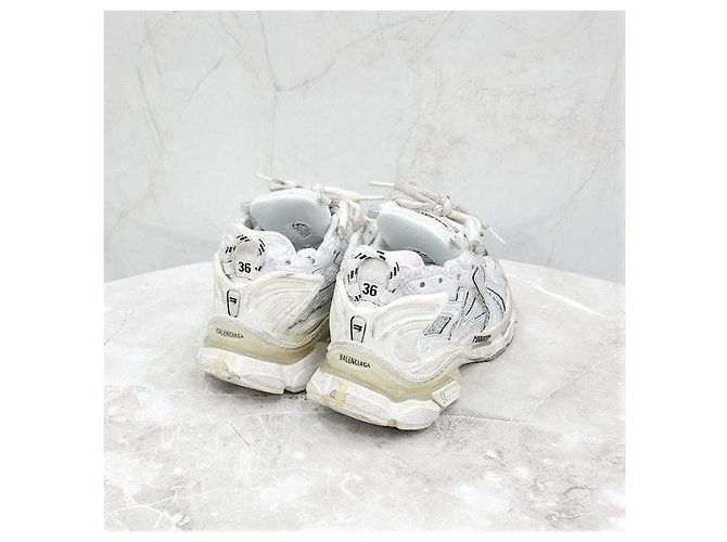 Balenciaga Weiße Runner Sneaker - Ansicht 5