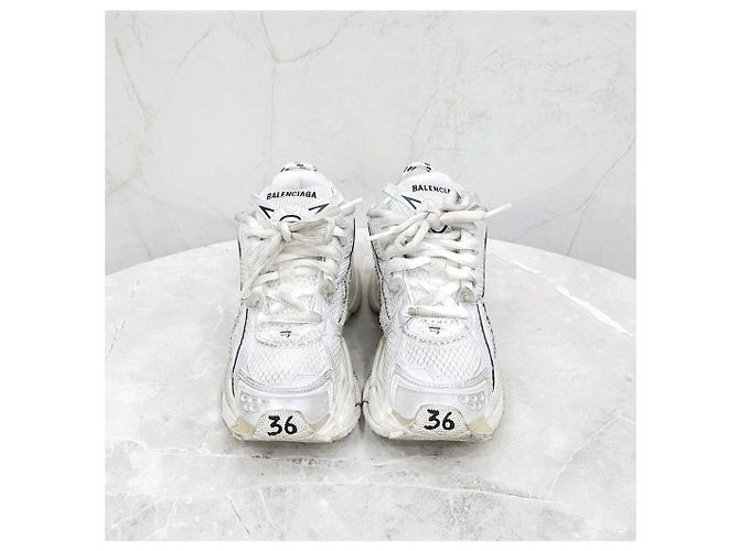 Balenciaga Weiße Runner Sneaker - Ansicht 8