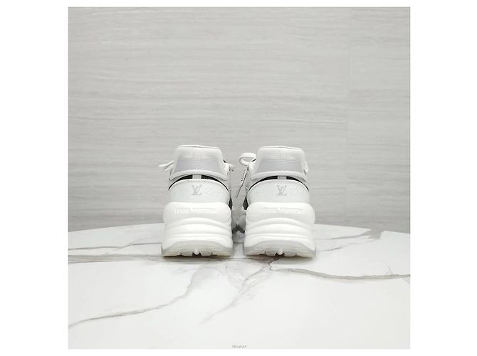 Louis Vuitton Monogram Run Sneaker - Ansicht 3