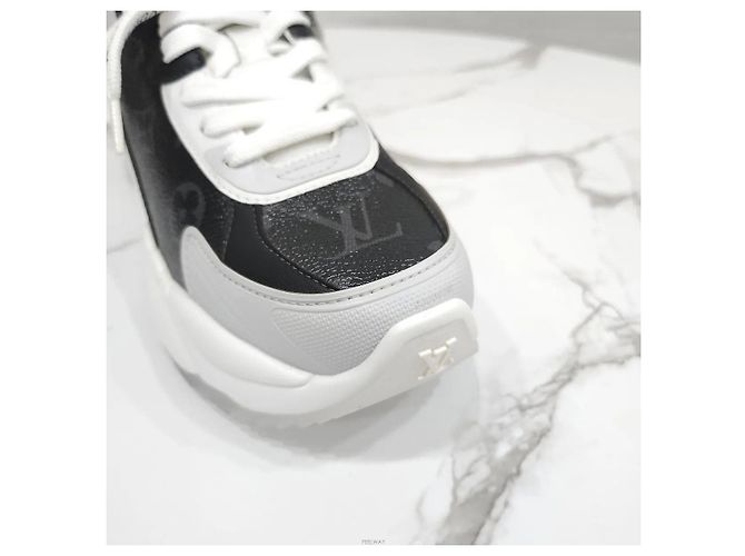 Louis Vuitton Monogram Run Sneaker - Ansicht 5