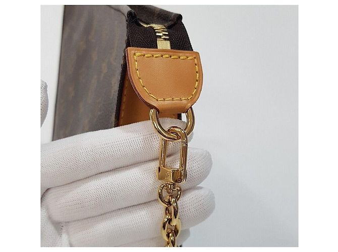 Louis Vuitton Necessaire Monogram con catena - vista 6