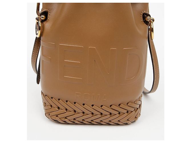 Fendi Montréal Mini Bucket Shoulder Bag - vista 3