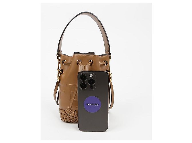 Fendi Montréal Mini Bucket Shoulder Bag - vista 8