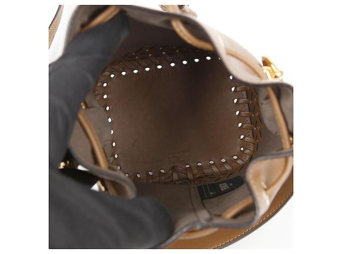 Fendi Montréal Mini Bucket Shoulder Bag - vista 9