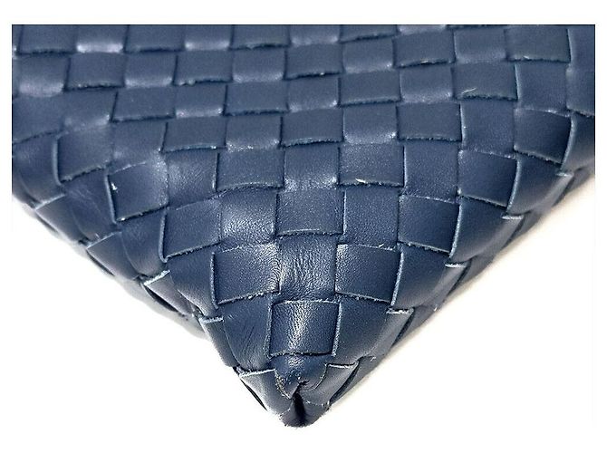 Borsa a tracolla Bottega Veneta in mesh blu navy - vista 5