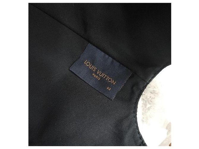 Louis Vuitton Cappellino da Baseball Shadow Leather Monogram - vista 6