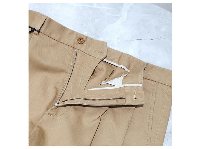 Gucci Pantaloncini beige con patch logo ananas - vista 13