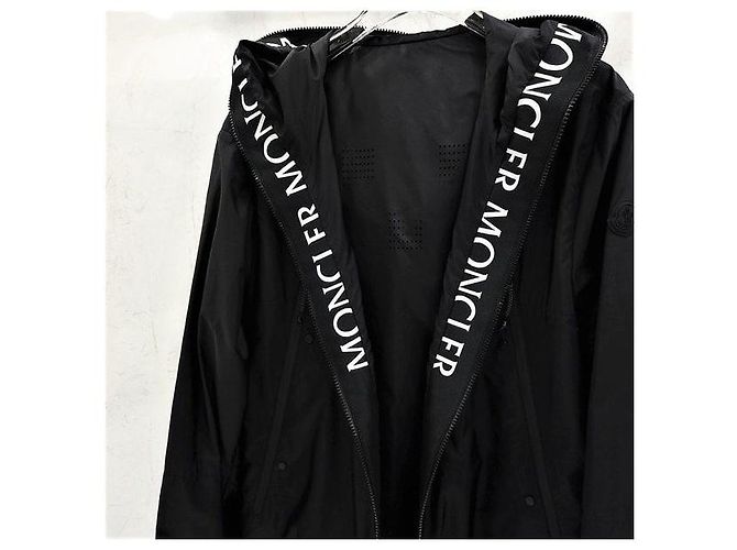 Moncler Giacca antivento con cappuccio e logo - vista 5